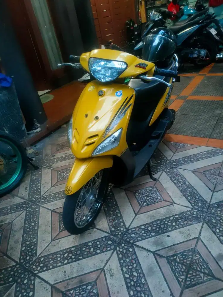 Mio Kuning sporty 2005