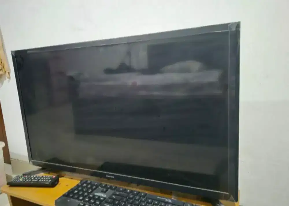Tv LED Samsung smart TV 32 digital.masih plastikan hrga nett 1.1 Jt