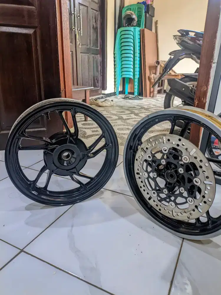 velg vario new original + disc cakram