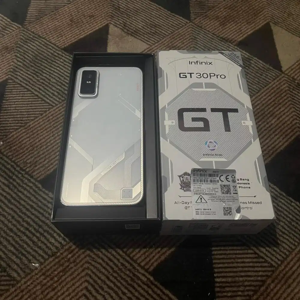 INFINIX GT 30 PRO 8/256 GB
