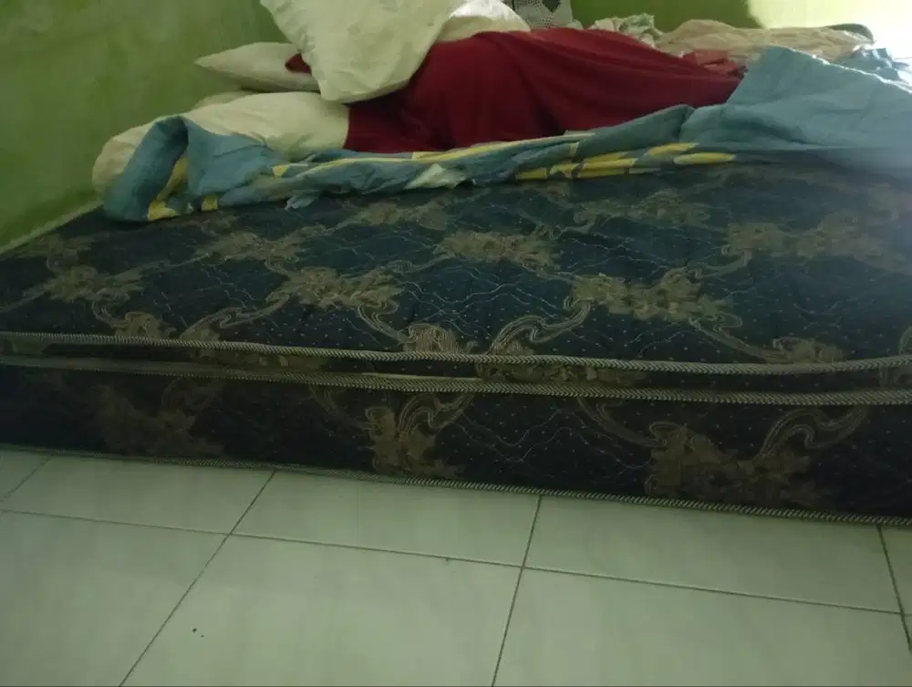 Ranjang olympic + Kasur Romance