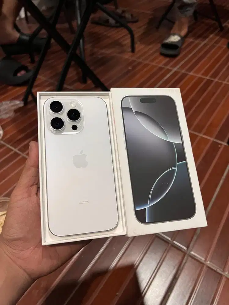 iPhone 16 Pro 512Gb iBox like new ( White Titanium )