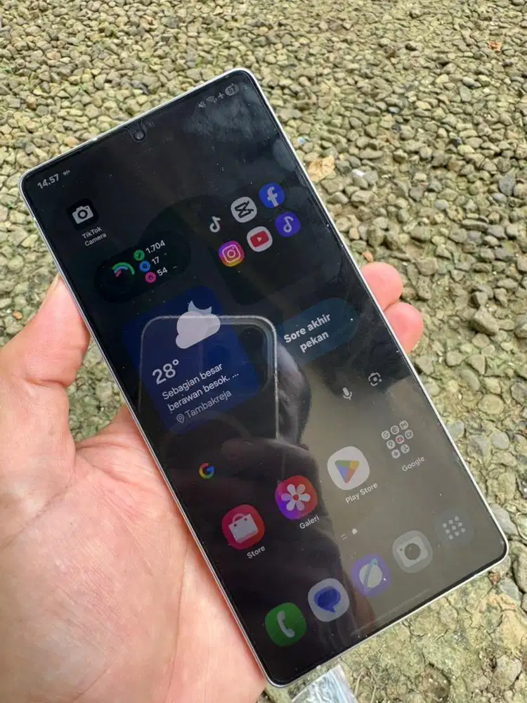 Di jual samsung galaxy s25ultra 256gb