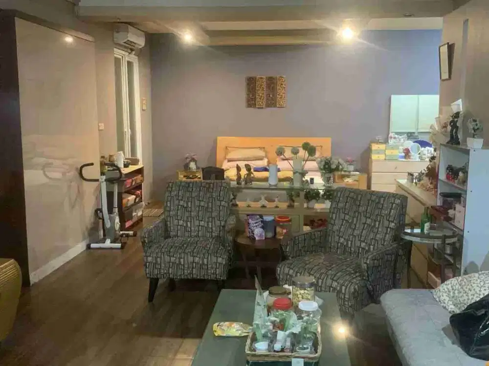 JUAL RUMAH SEMI FURNISHED DI MAHOGANY RESIDENCE CIBUBUR