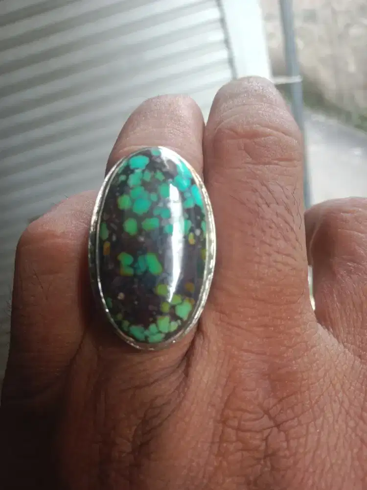 Batu pirus persia urat hitam ceplok matrix