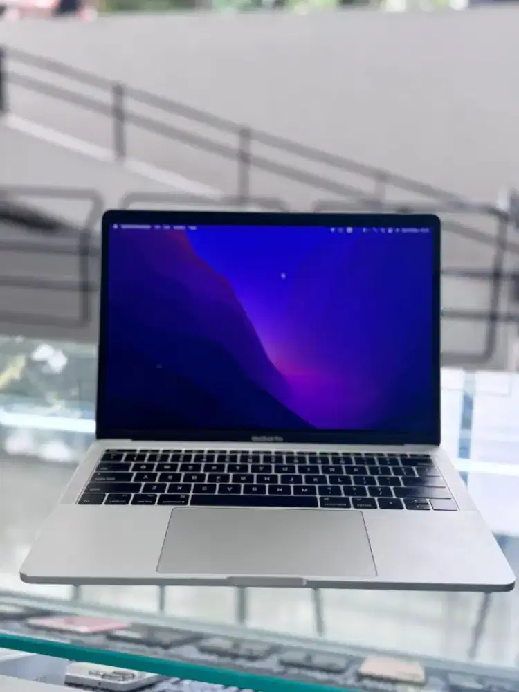 Macbook Pro 2017 Core i7 Upgrade 16/1TB