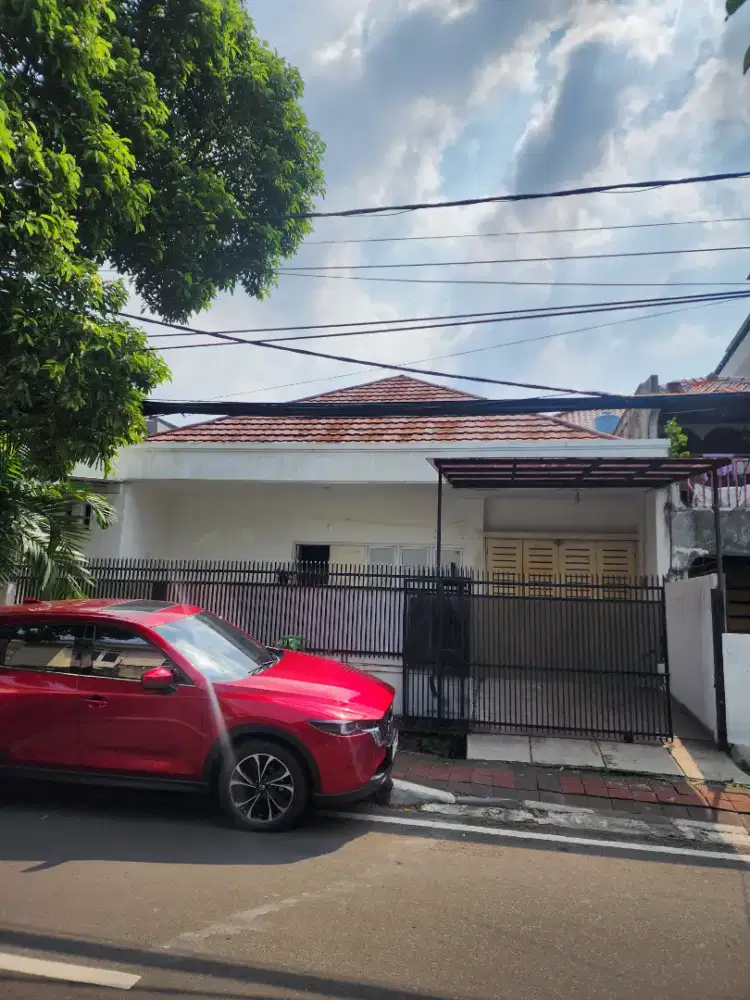 Disewakan rumah daerah slipi