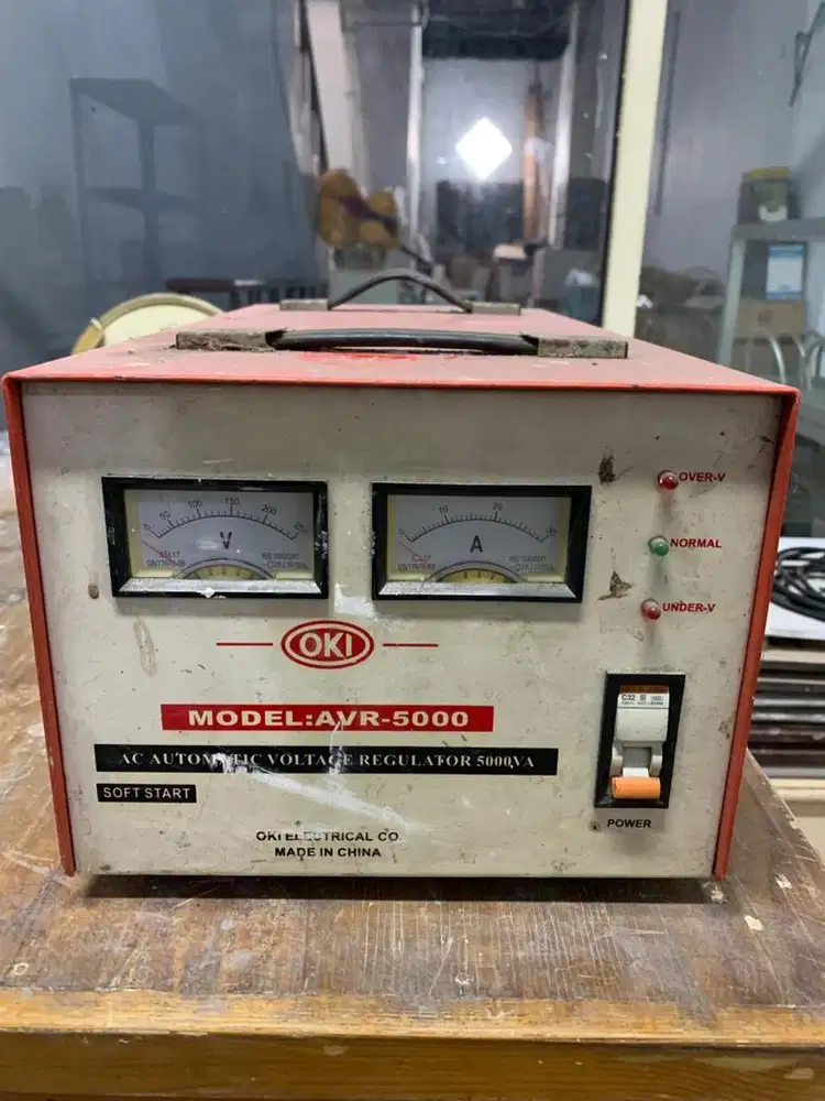 Stabilizer listrik 5000watt