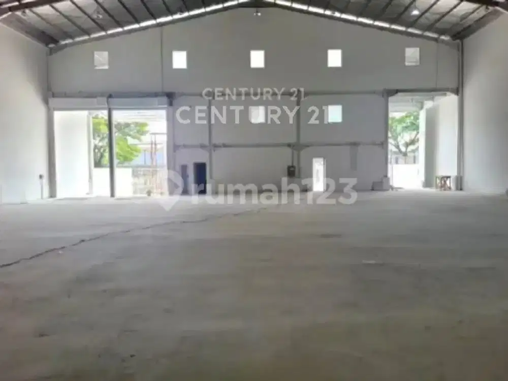 GUDANG SIAP PAKAI KAWASAN PERGUDANGAN CIKARANG, JAWA BARAT