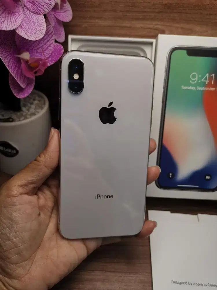 iphone x 256gb bh 100 mulus terawat dus charger original mulus bs tt