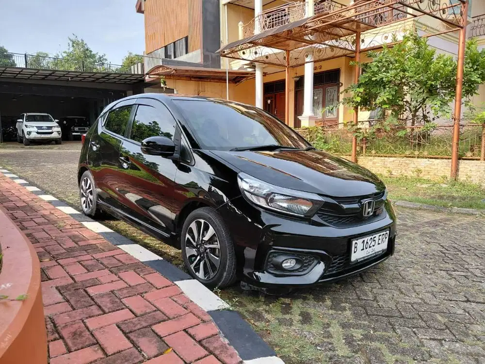 Dijual Honda Brio RS 2019 Hitam Tangan Pertama dari Baru, 150 juta