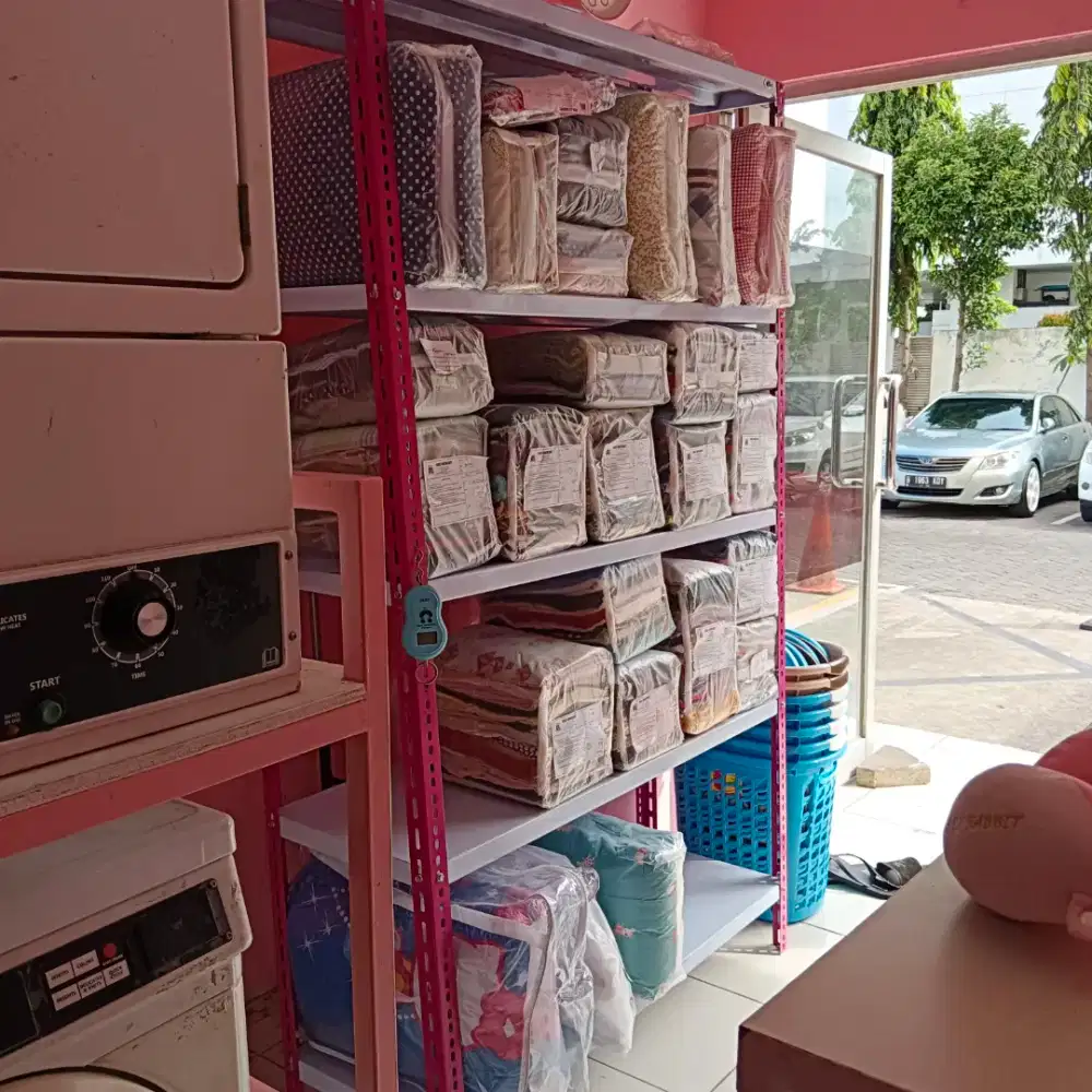 Dicari karyawati Laundry