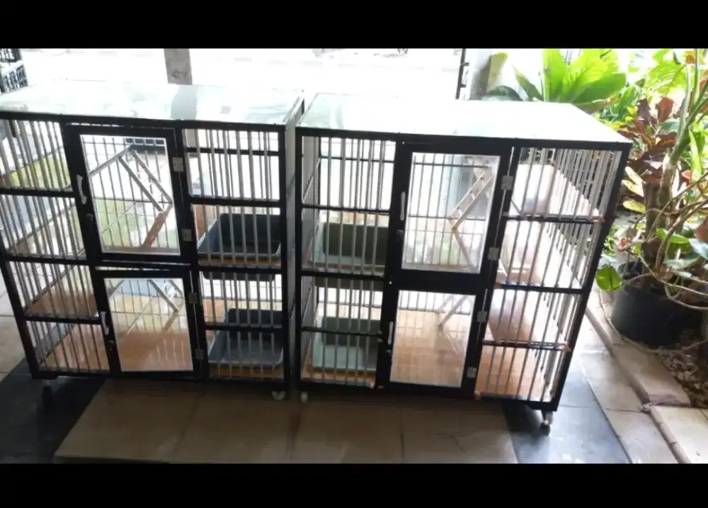 Kandang Kucing 2 Tingkat Bekas
