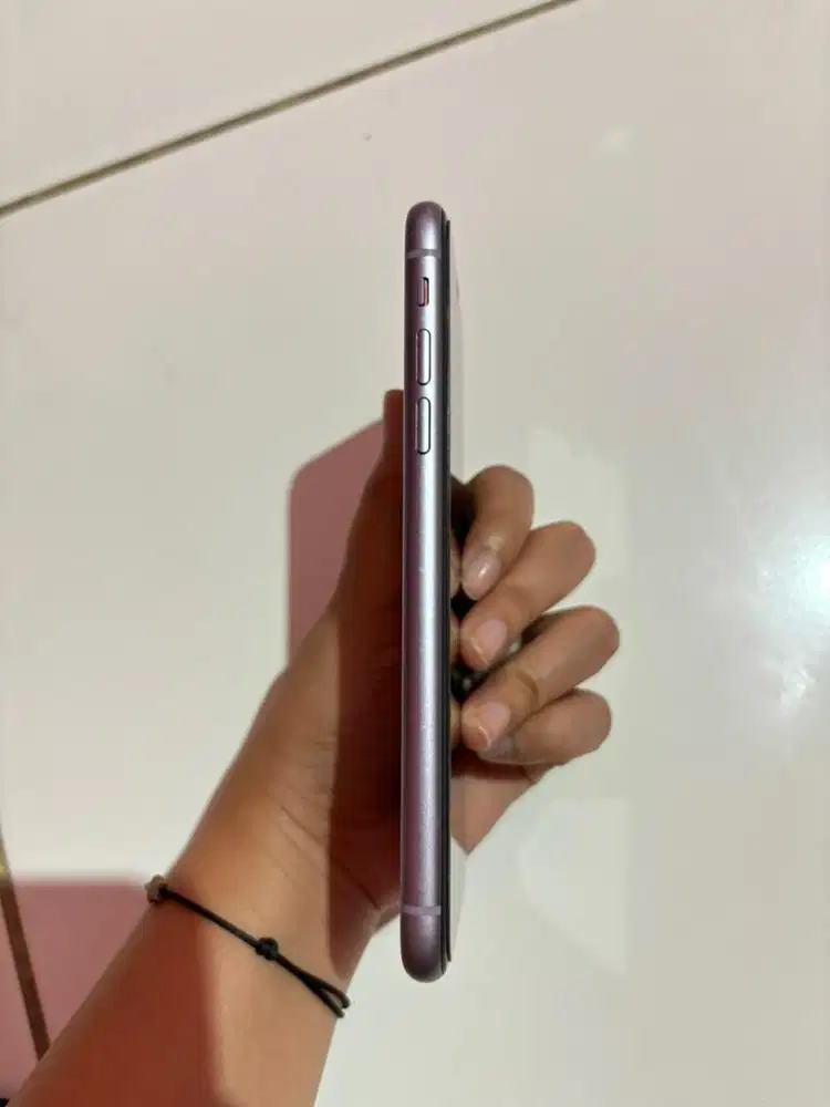 Iphone 11 64 GB Purple