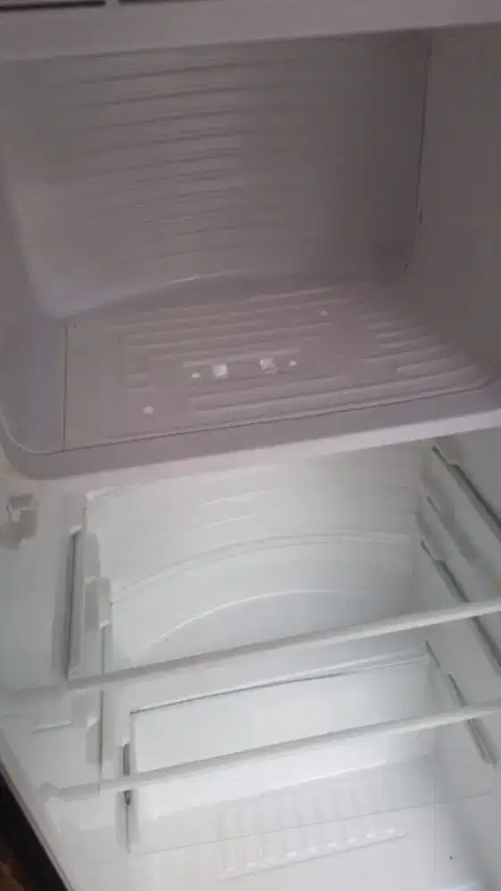 Jual kulkas aqua 1 pintu large frezer