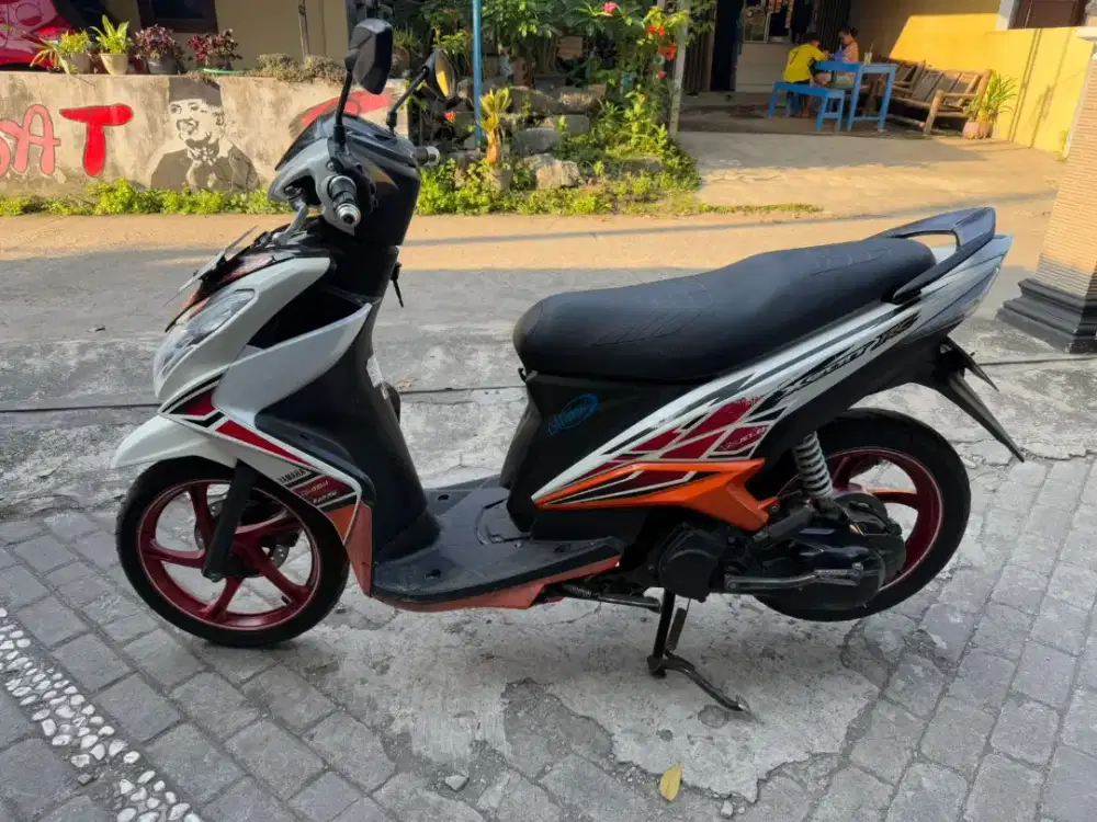 Yamaha Xeon RC injeksi THN 2013 plat AD Wonogiri