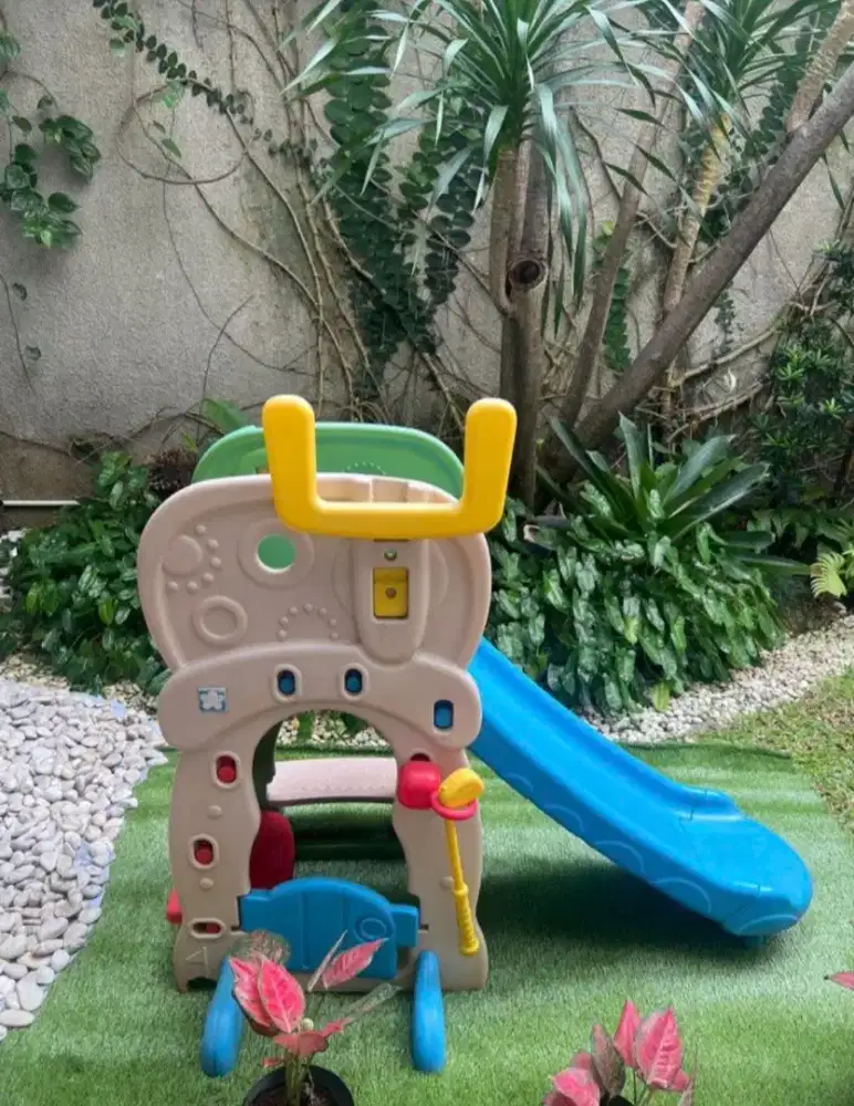 Perosotan/slide Grow n Up