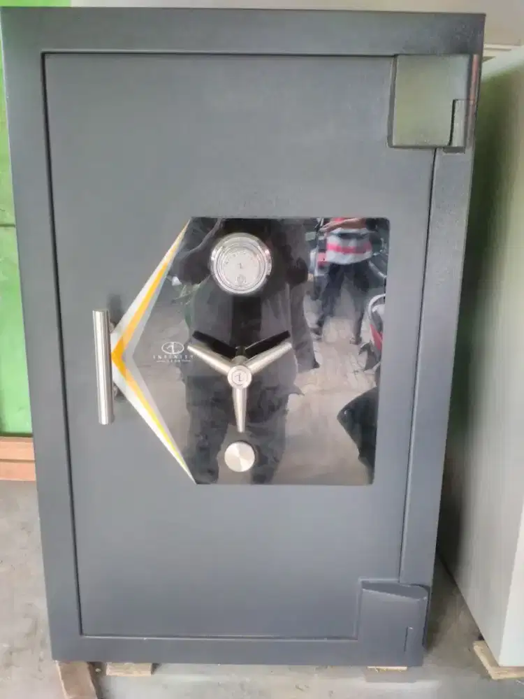 Brankas Besi Infinity T 75