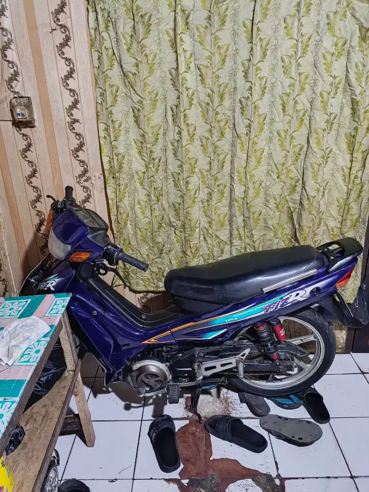 F1zr 1997 komplit asli ungu