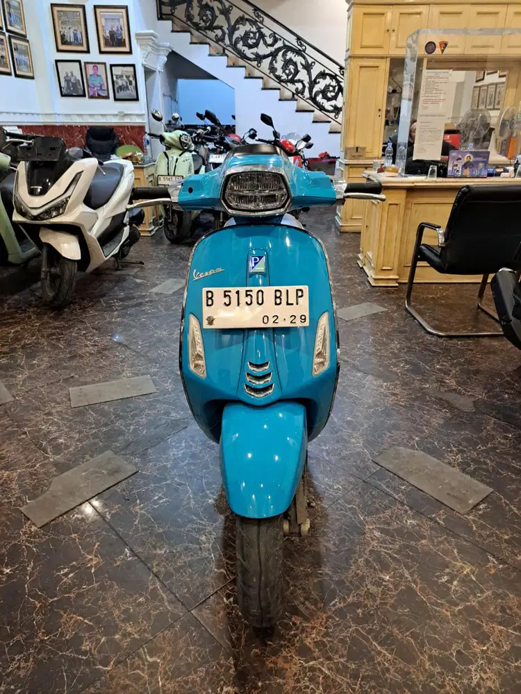WA ima , Vespa Sprint S 150 abs 2024 Like New ( Proses kredit mudah )