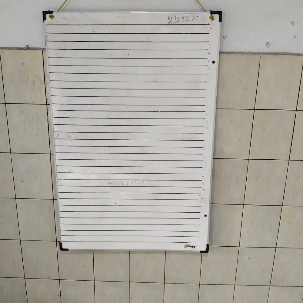 Papan tulis bekas 1.5m x 80cm