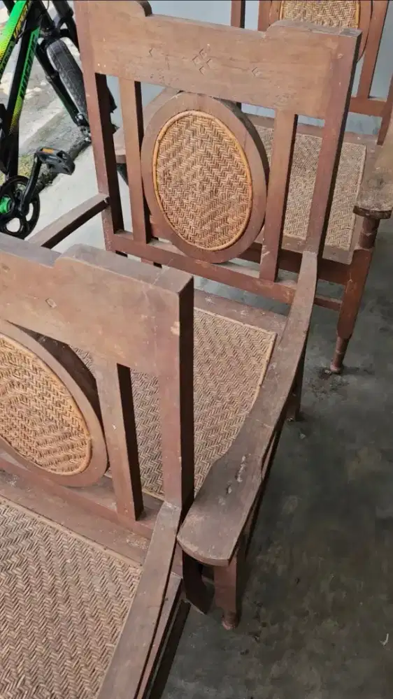 Kursi jati tahun 60an