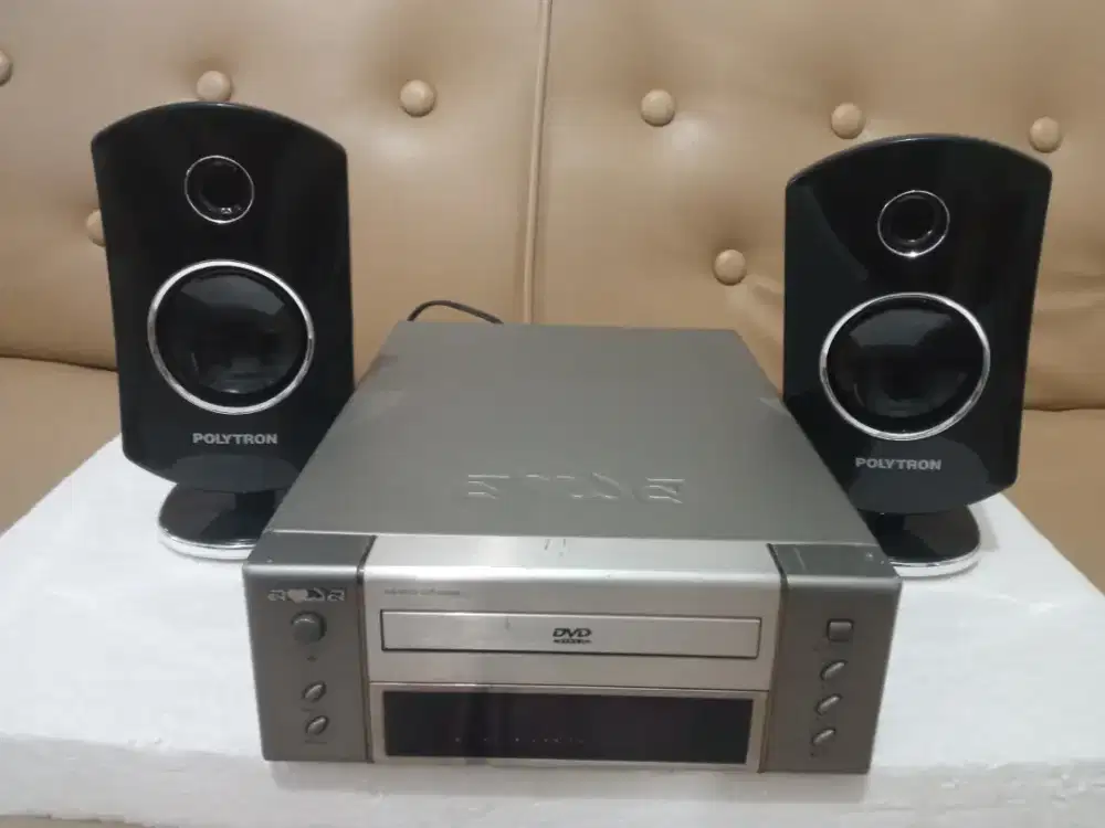 DVD ,CD player + 2 speaker Polytron