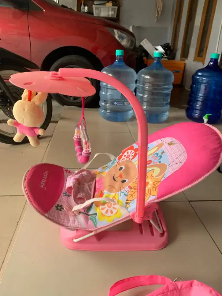 BOUNCER BABY PINK