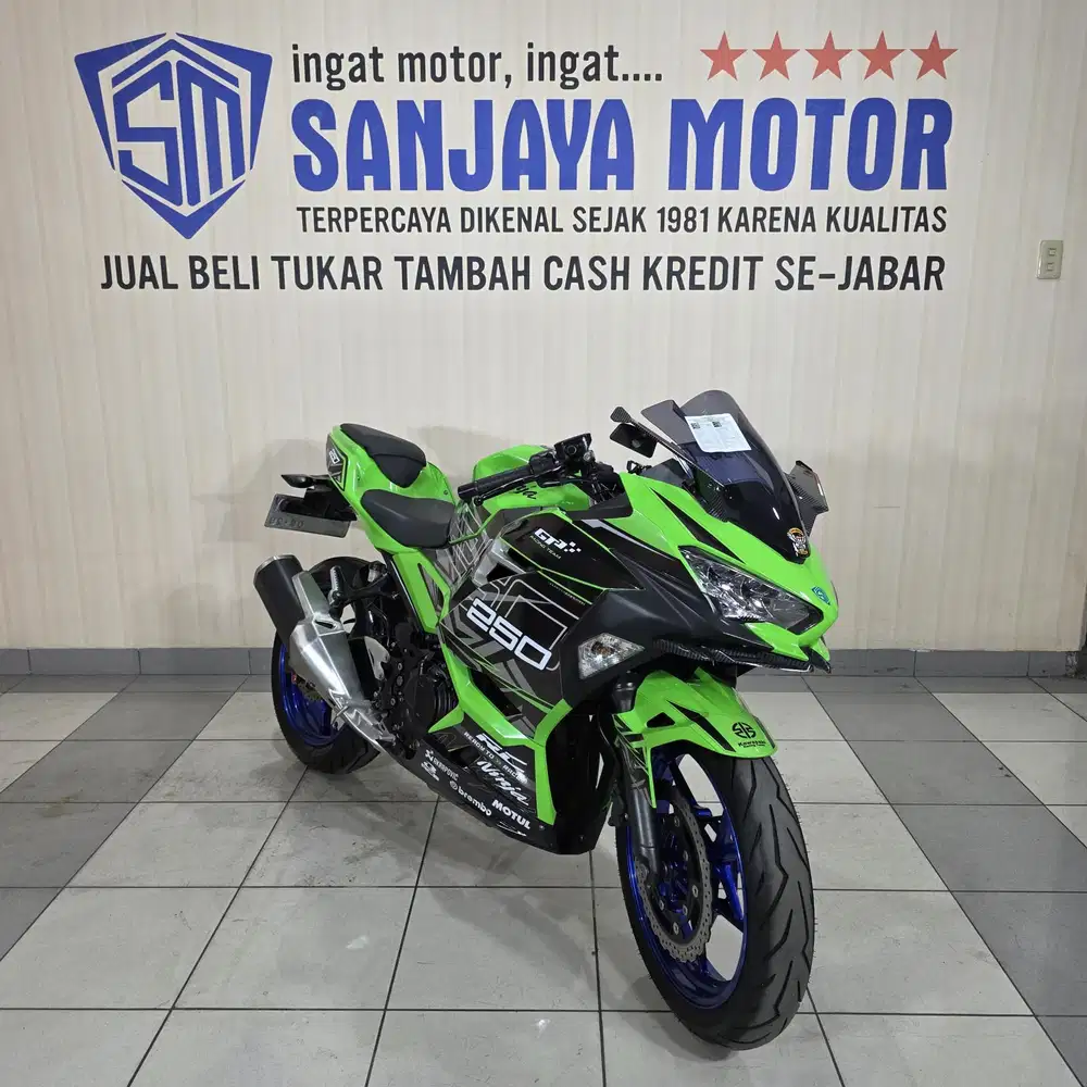 NINJA 250 R FI 2018 - PROMO AKHIR TAHUN - SRI SANJAYA MOTOR