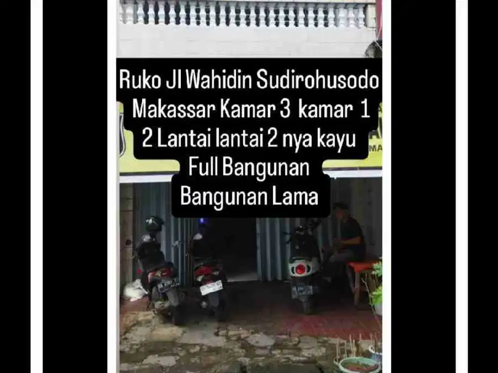 Ruko jln Dr Wahidin Sudiro Husodo Makassar 
Jumlah kamar: 3
Jumlah WC :1
2 lantai (Lantai 2 nya Papan Kayu Setengah)
Ukuran tanah 129 m2
Ukuran bangunan 129 m2- Token Listrik -SHm
Rp. 1,3 Milyar