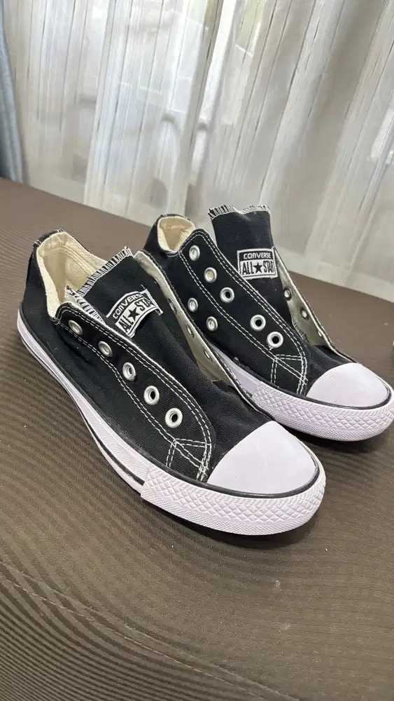 PRELOVED Sepatu Sneakers Converse Black