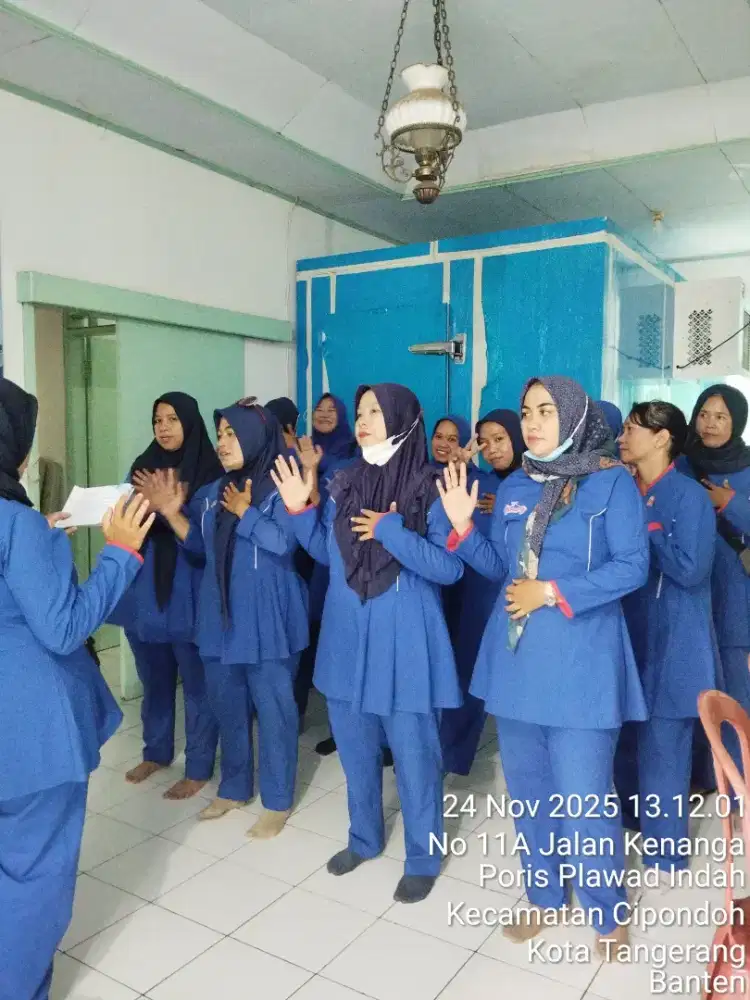 Memasarkan produk cimory