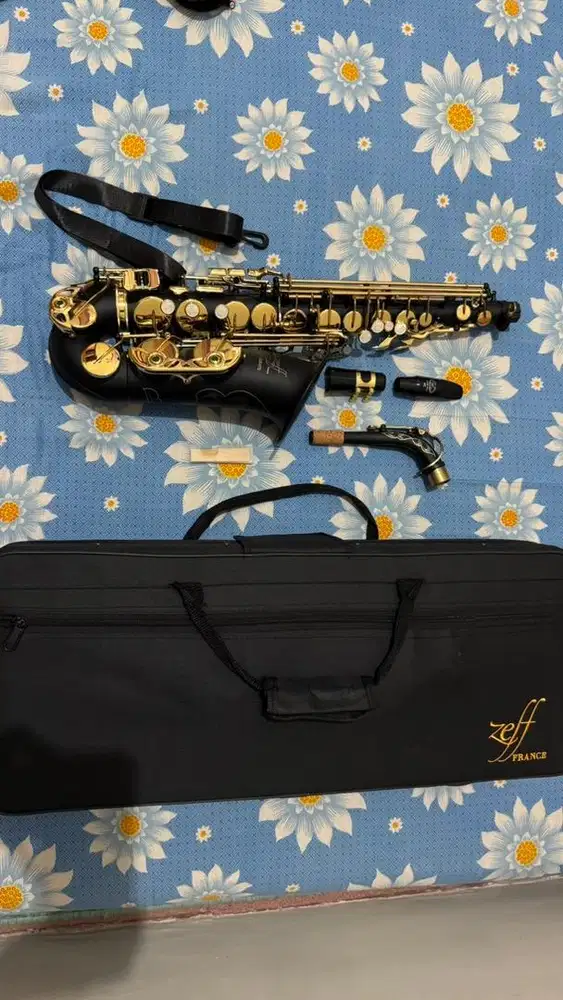 Saxophone Zeff France
