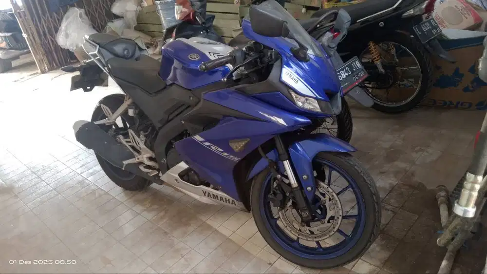 Yamaha R15 2017 Kilometer Kecil