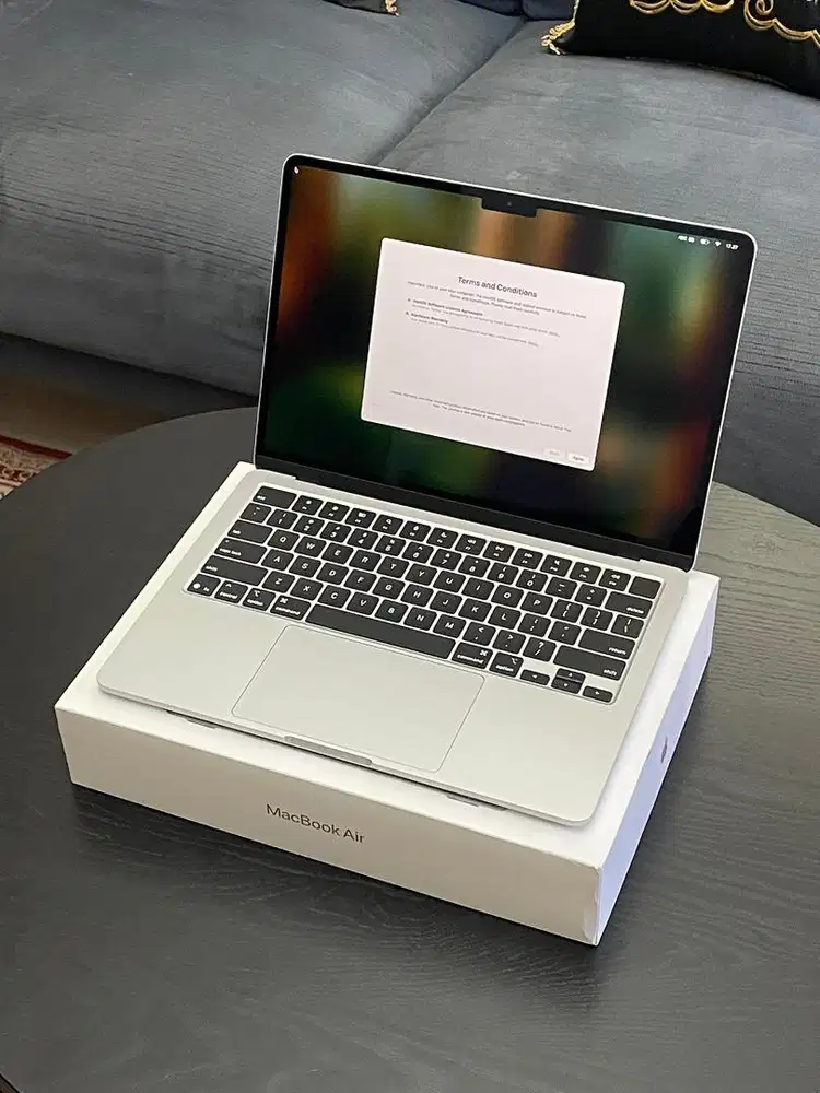 Macbook Air M4 16/256 13 inch BNOB