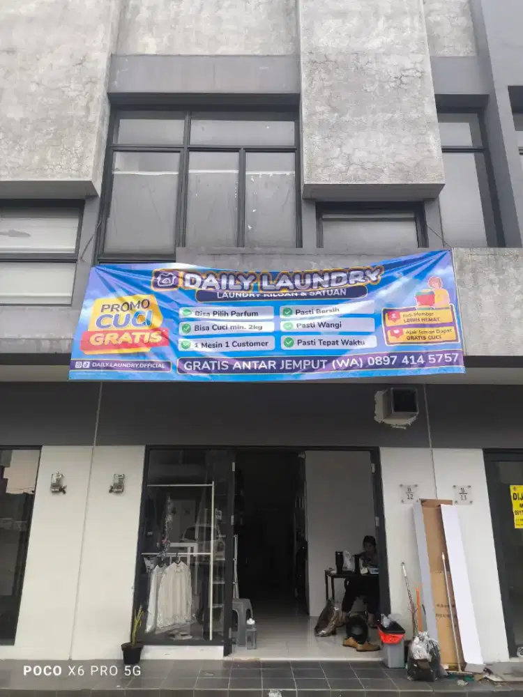 LOWONGAN KURIR & SETRIKA LAUNDRY