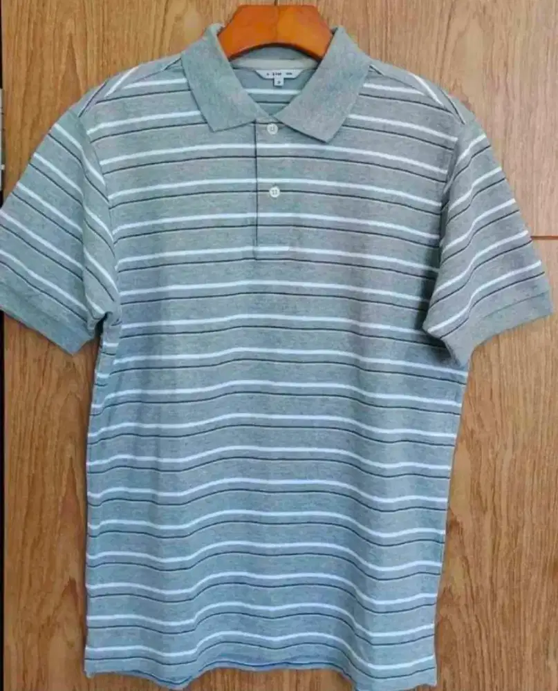 Polo shirt liris Uniqlo