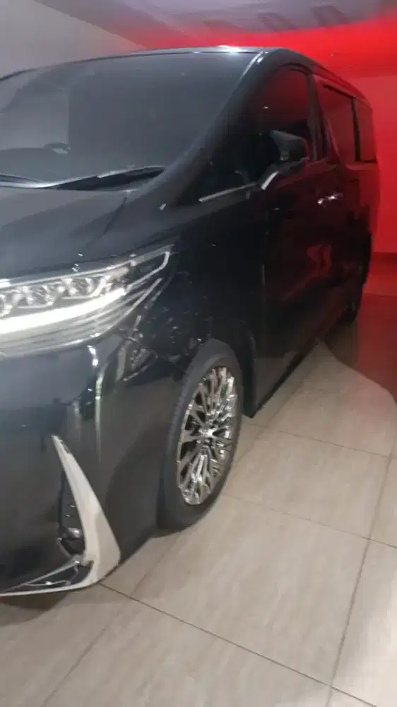 LM350h VIP EXCECUTIVE 2+2 seater 2022 firstvhand