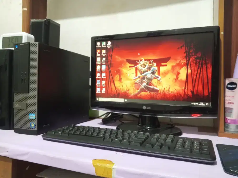 Pc gaming roblox (intel core i5 + ram 8gb + monitor 19inch) dell slim