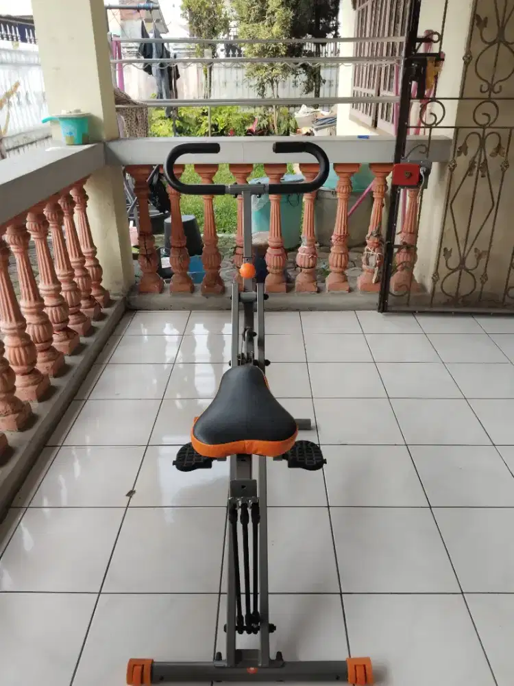 Dijual cepat sepeda statis