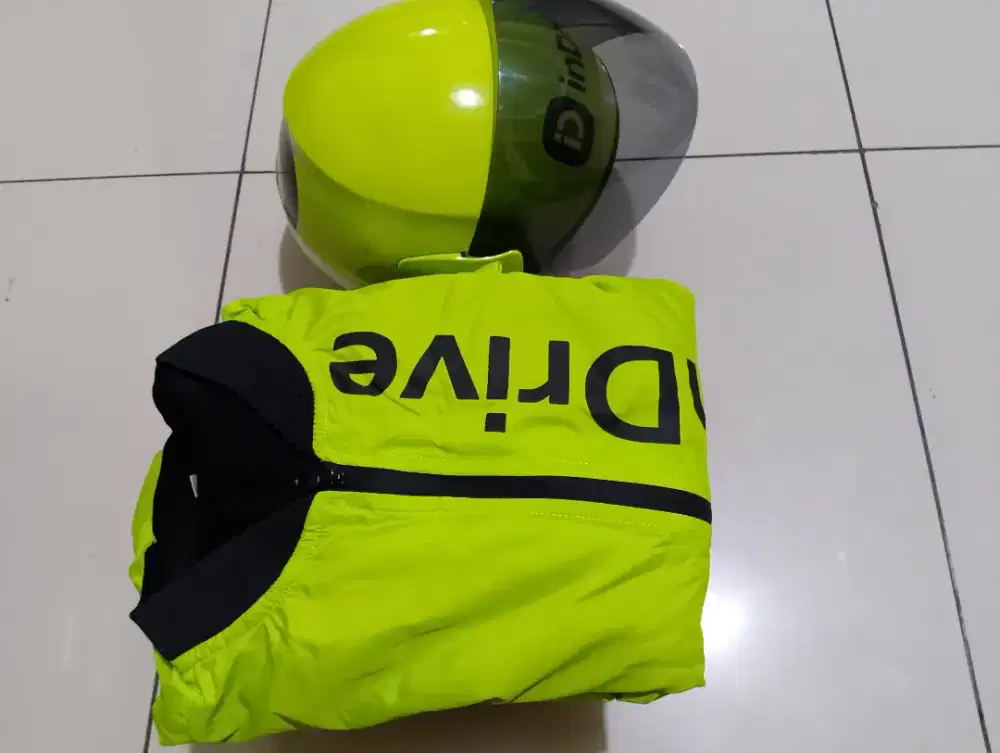 Terbaru helm & jaket indri