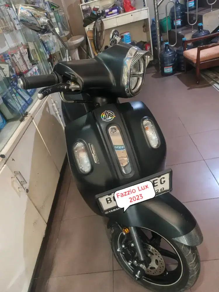 Yamaha Fazzio Lux Hybrid tipe tertinggi Bluecore Connected Remoted