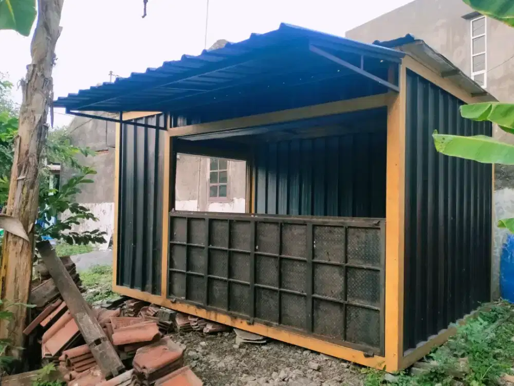 Kontainer Booth Custom