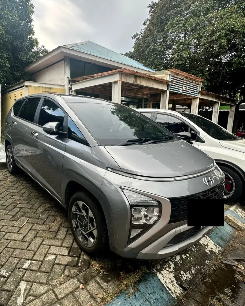Dijual Hyundai Stargazer 2023 kilometer kecil