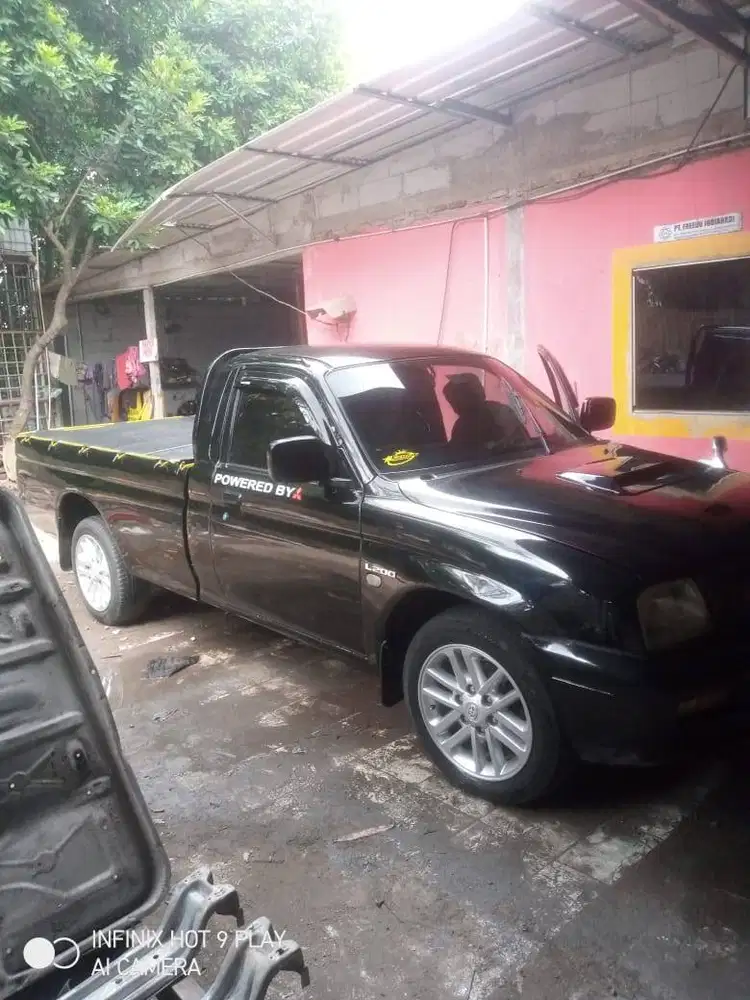 Mitsubishi L200 Single Cabin Pickup 2005 Joss