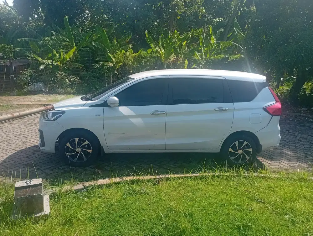 Suzuki Ertiga 2022 Bensin