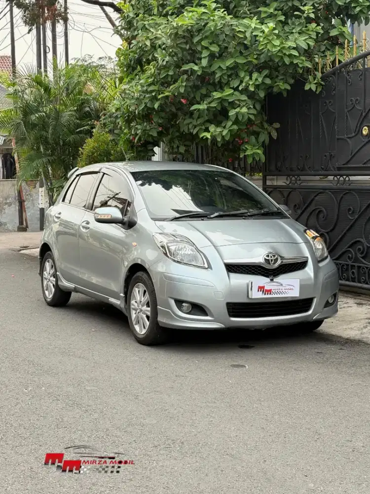 Toyota Yaris E 1.5 AT 2010