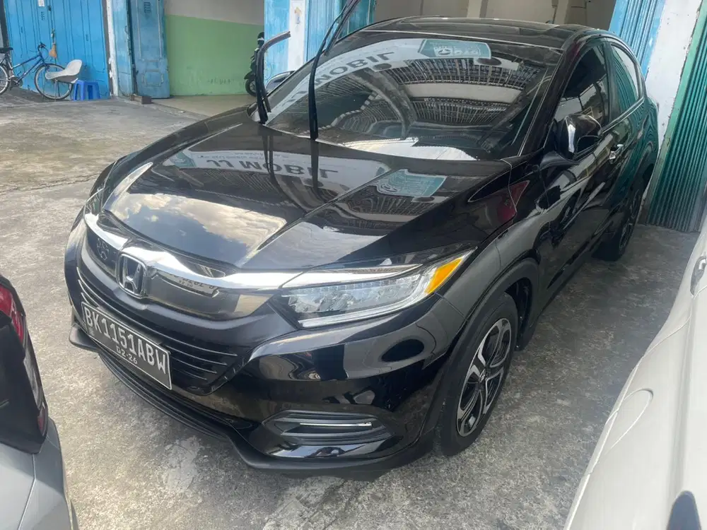 Hrv se 2020 hitam