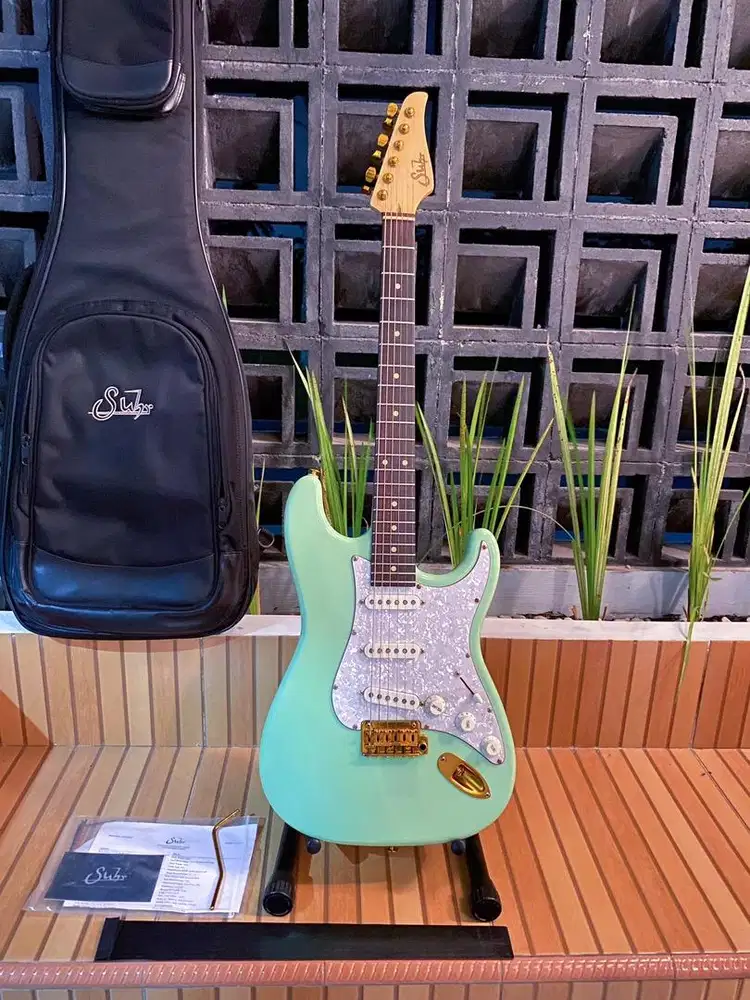 Suhr Classic Pro SSS Surf Green Gold Hardware Original made in USA