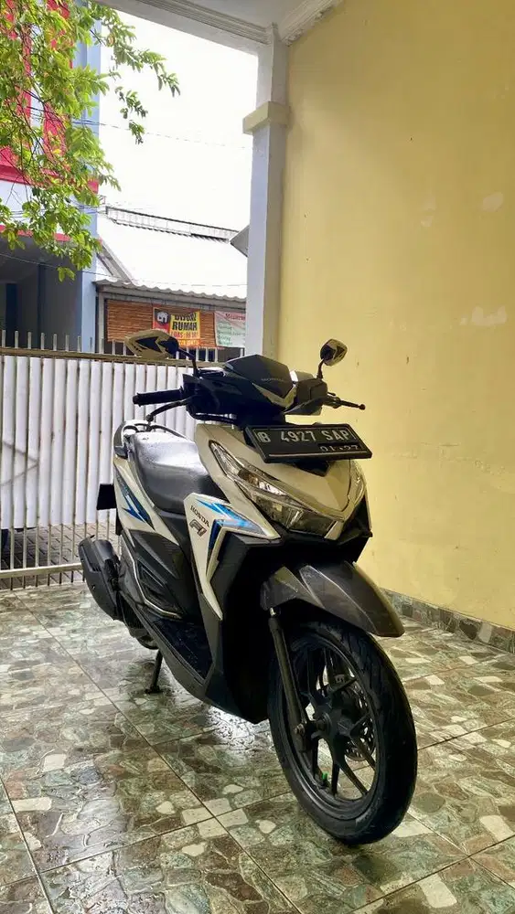 VARIO 125 CBS ISS